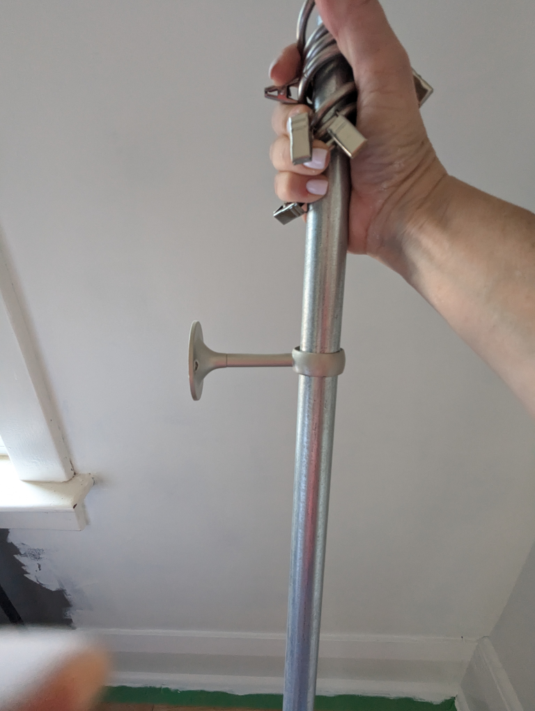 #freecycle drapery rod and clips - photo 5