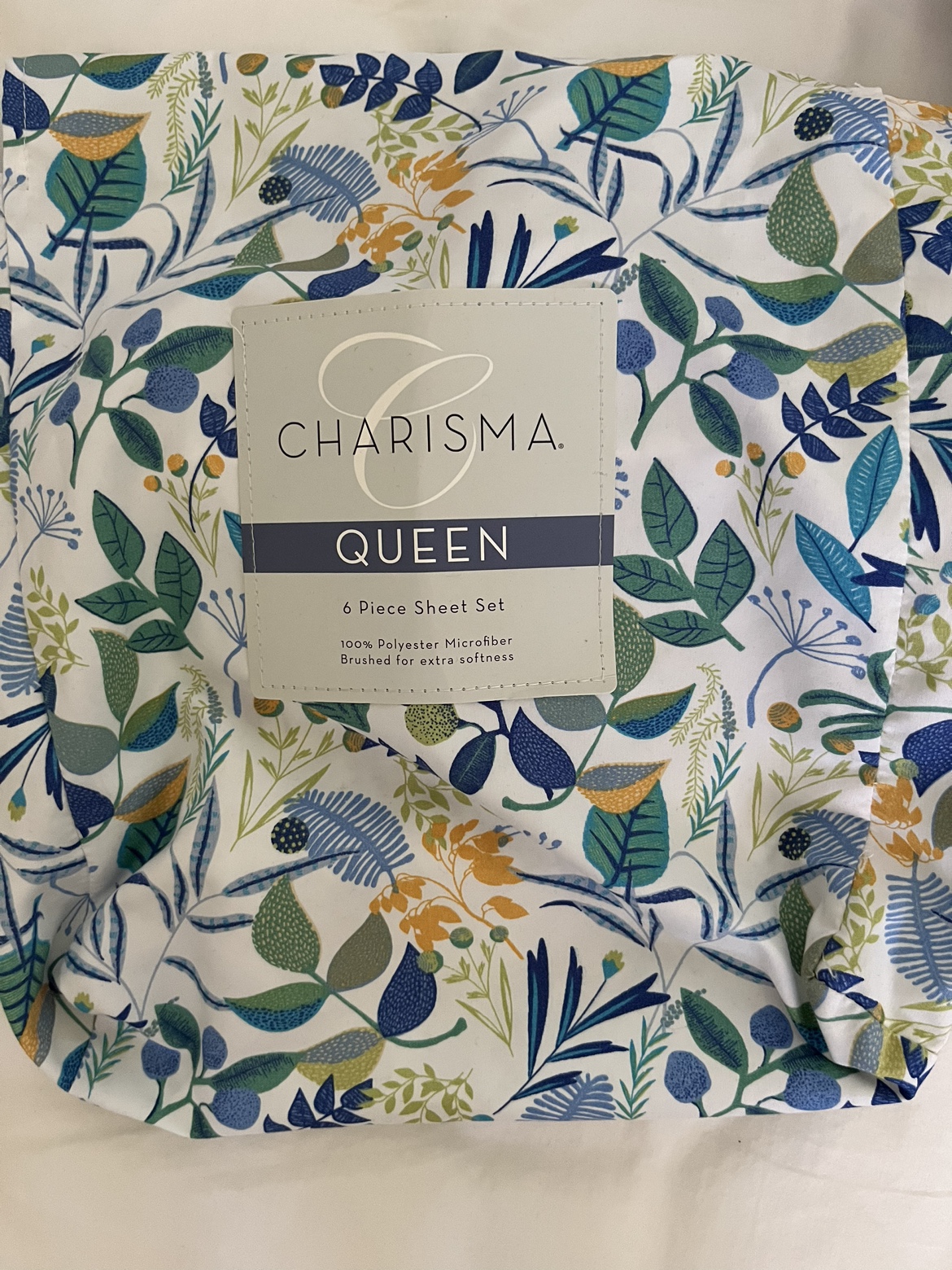 Queen size bedsheet for sale ( 6 piece set, brand new set) - photo 3
