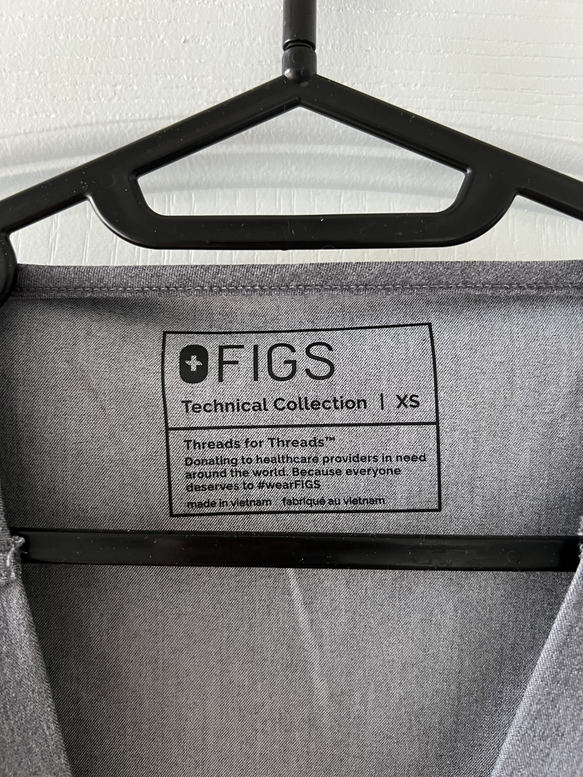 Figs Graphite Scrub Top (3 pockets) image indicator(2)