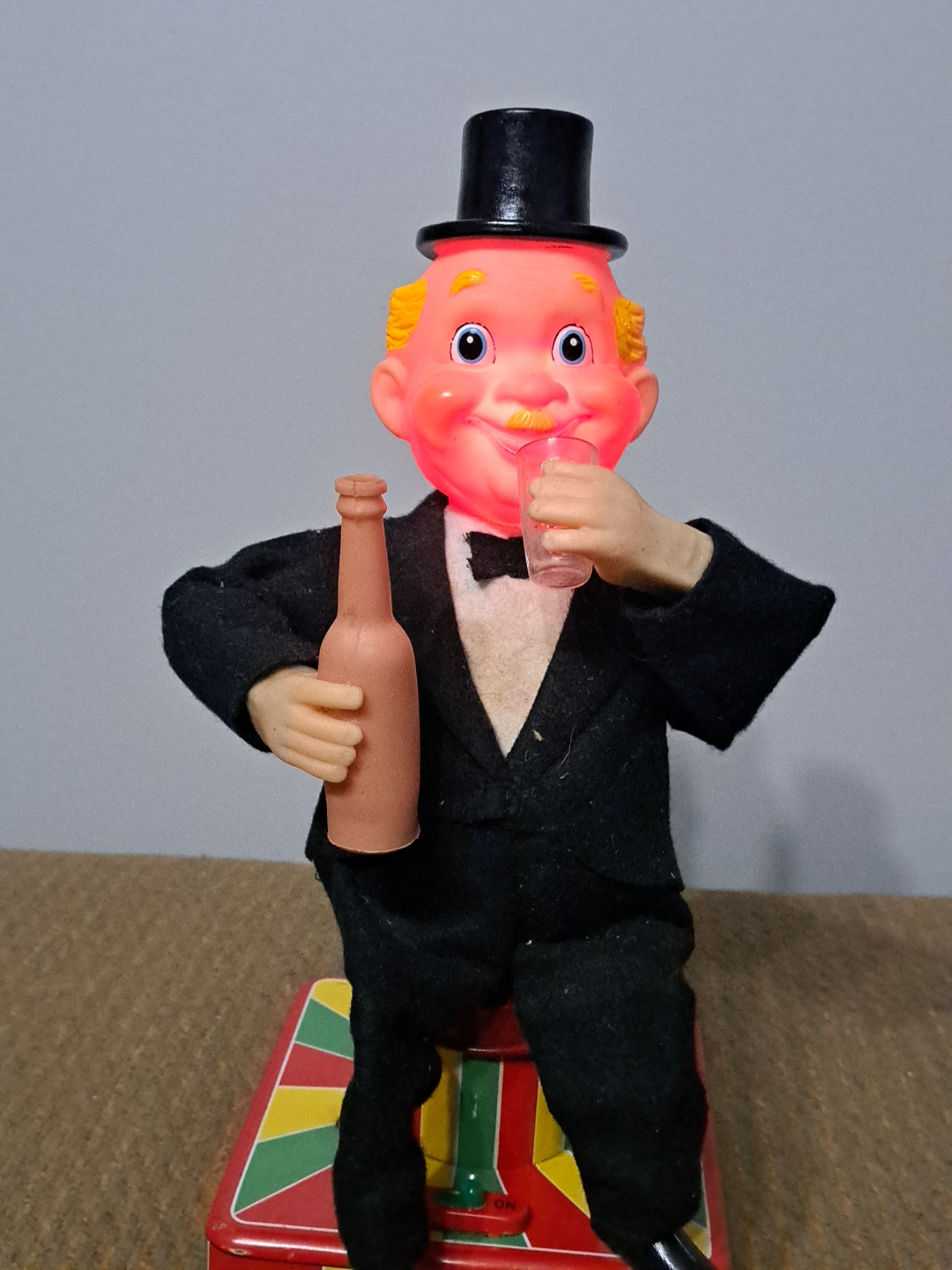 Cragstan Playboy Vtg Tin Animated toy - photo 4