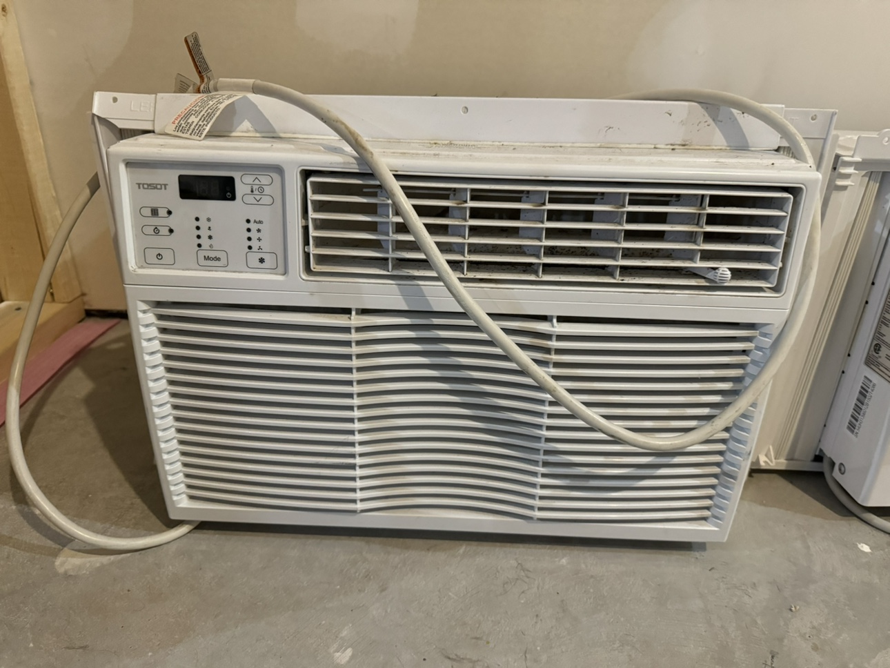Air conditioner - photo 2