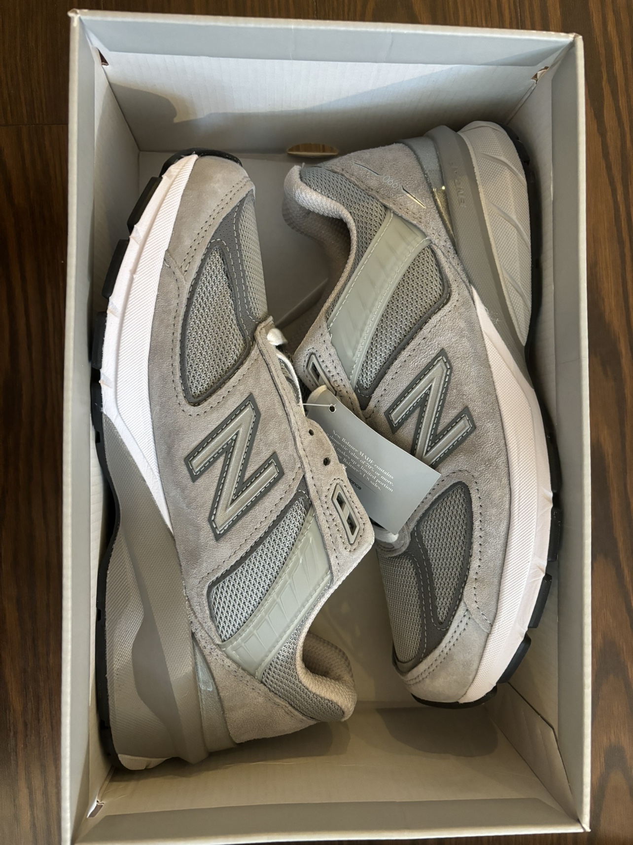 Brand New - New Balance 990V5  (W990GL5) thumbnail