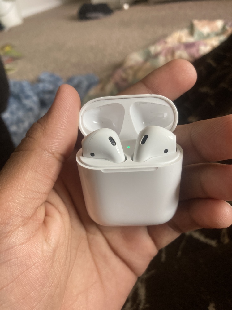 AirPods 2