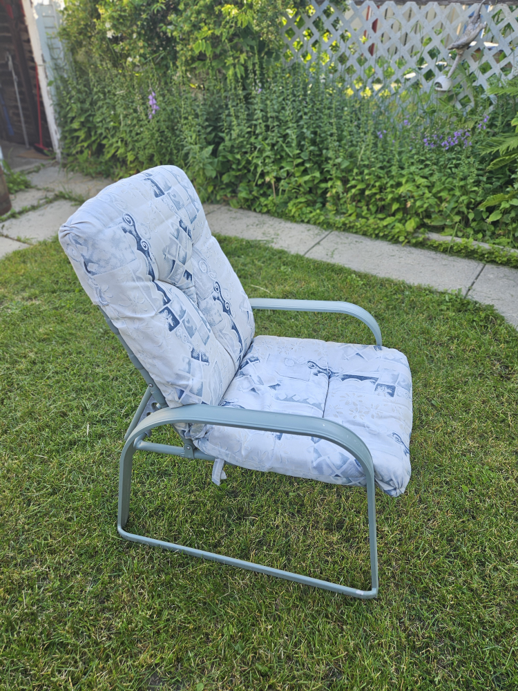 Patio Set - photo 2