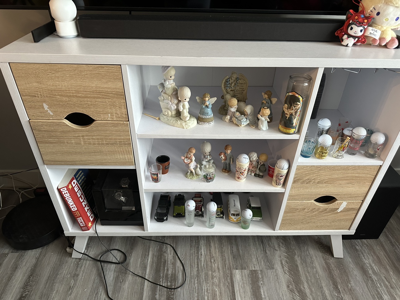 Tv stand/ mini bar shelf - photo 3