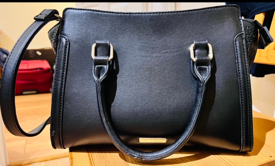 Women's purse thumbnail