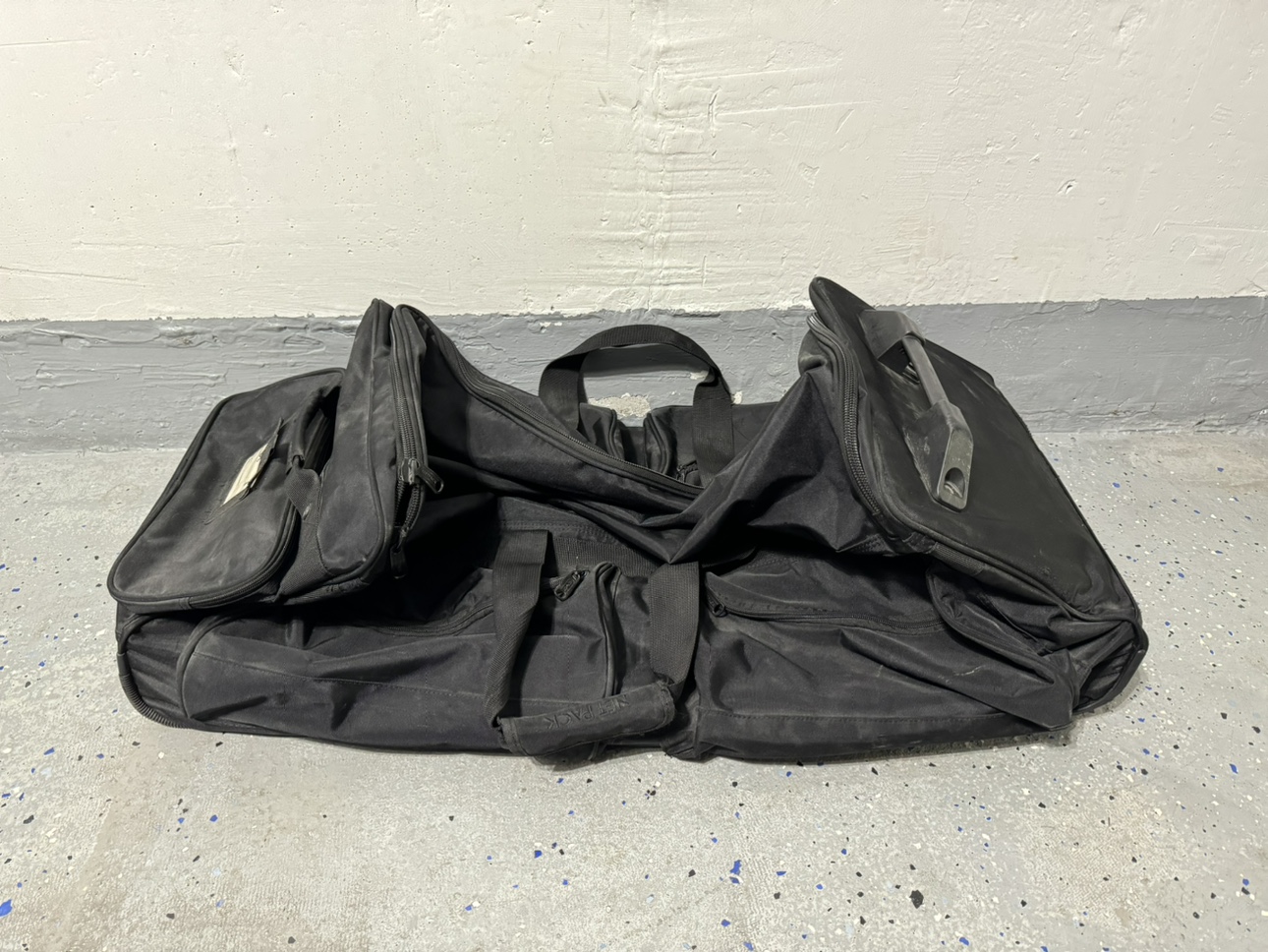 Heavy duty duffle bag