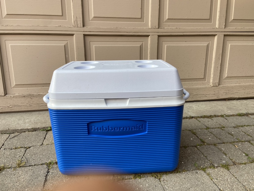 cooler box or ice chest - photo 2