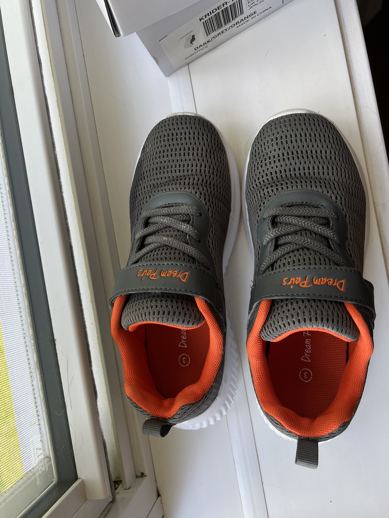 Kids shoes size 2 image indicator(3)