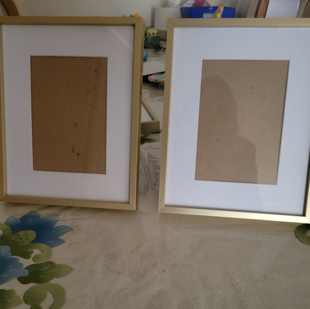gold photo frames