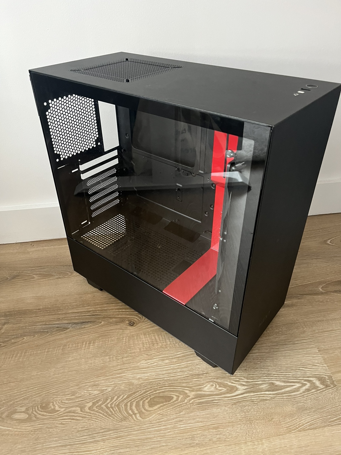 Computer Case - NZXT Black thumbnail
