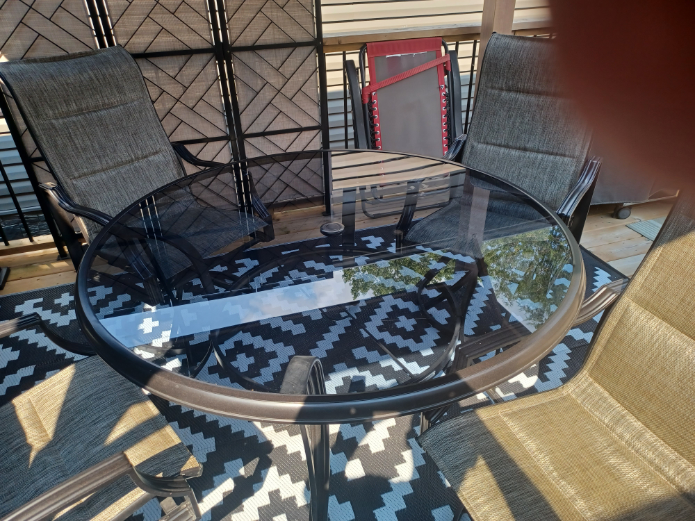 Hampton Bay Outdoor Dinning  Table Set