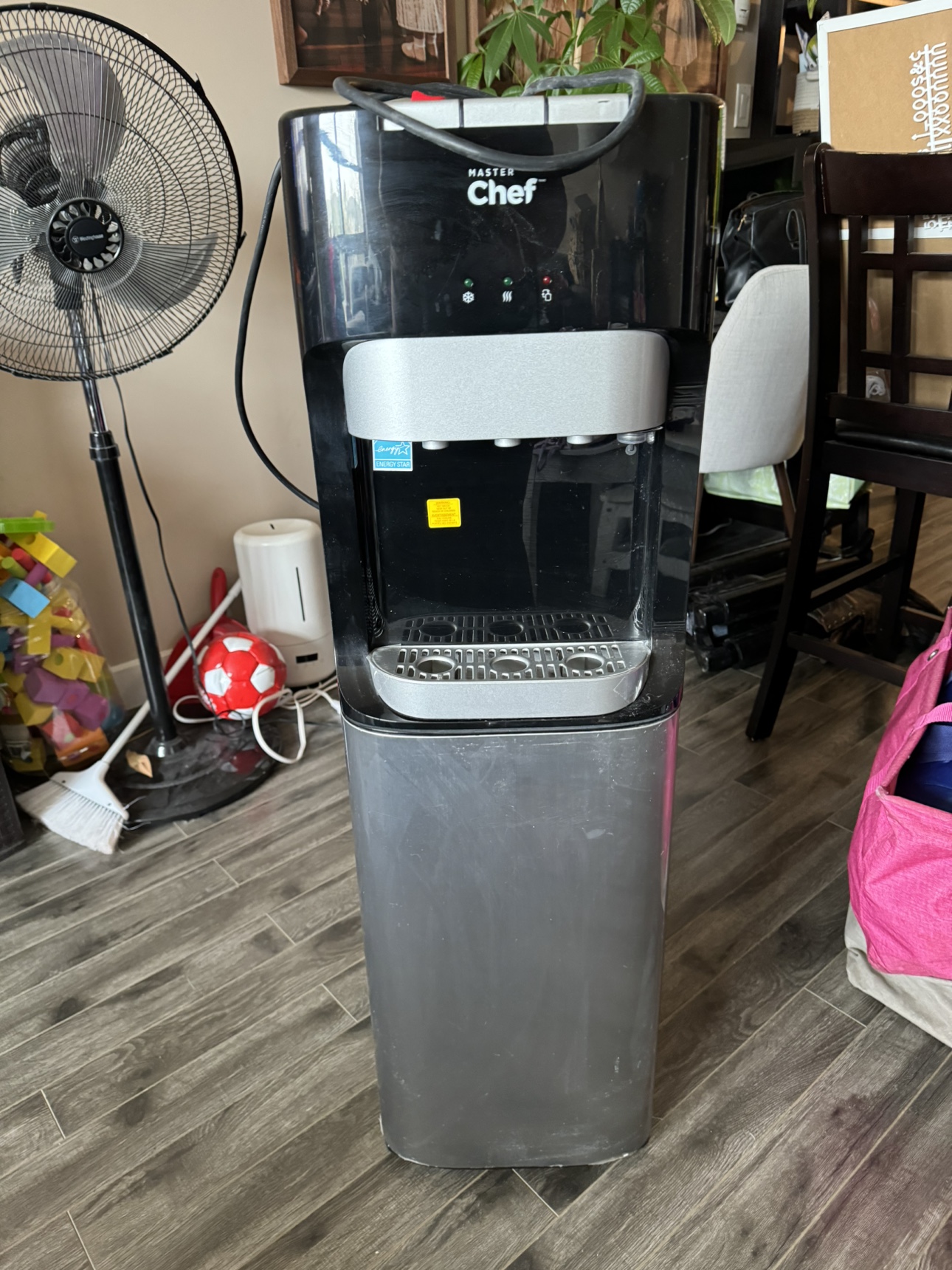 Master Chef Water Cooler - hot and cold