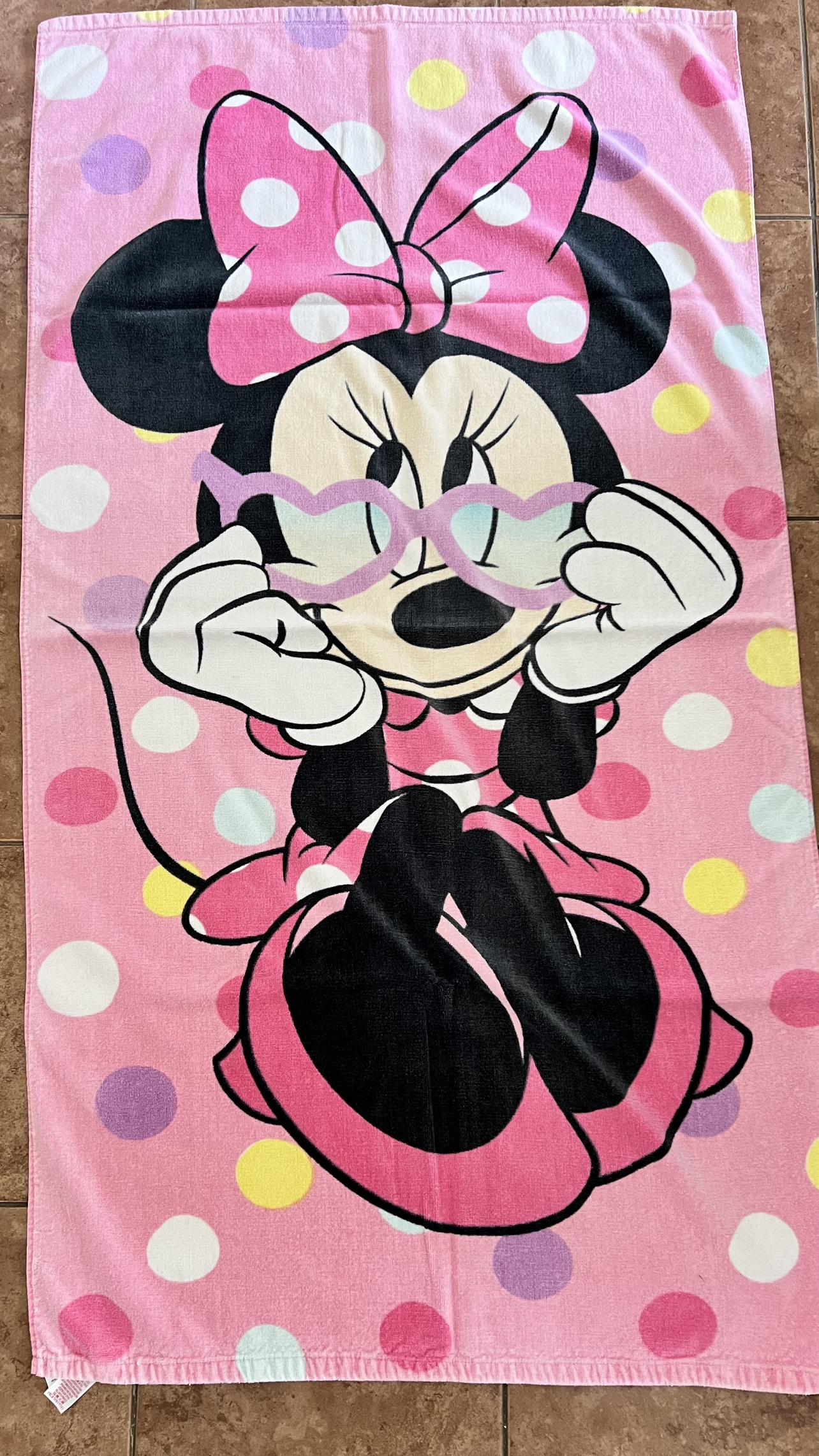 Minnie Mouse beach towel thumbnail