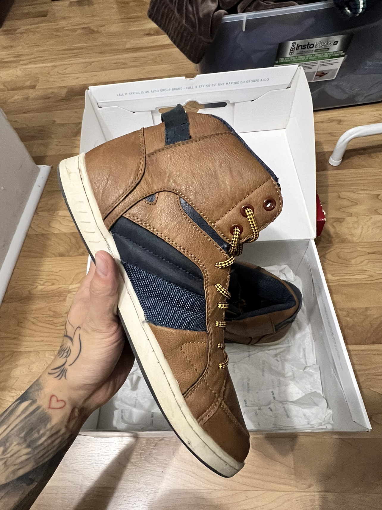 Call it spring sneaker - size 11 image indicator(10)