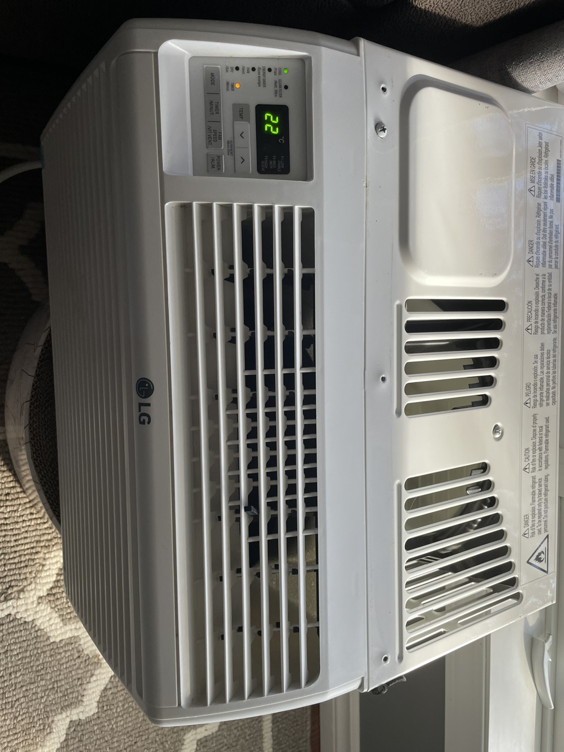 LG Air conditioner window type - photo 2