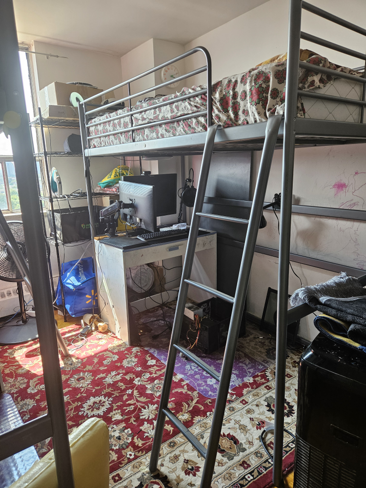 TWIN SIZE LOFT BED thumbnail