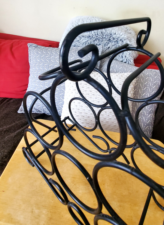 Countertop Metal Wine Rack - Holds up to 6 bottles - photo 2