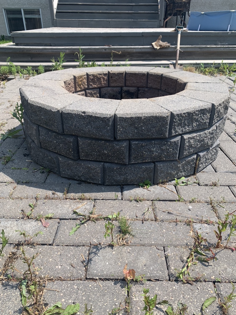 Outdoor Fire Pit (Stones and Grate)