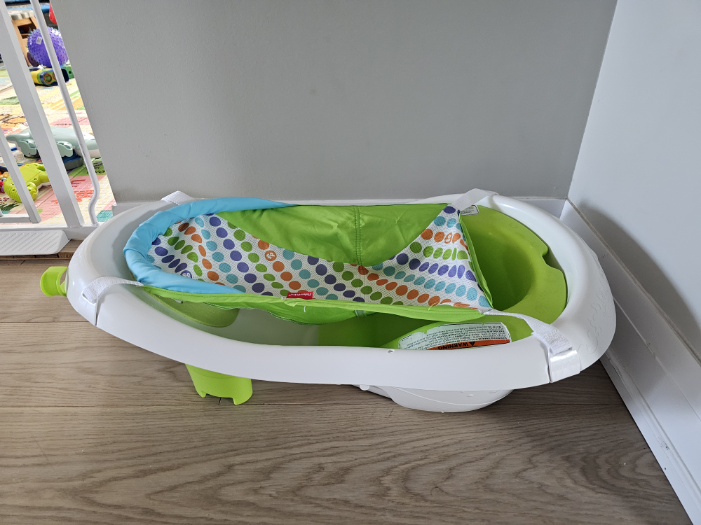 Fisher Price 4-in-1 baby bathtub with newborn sling thumbnail