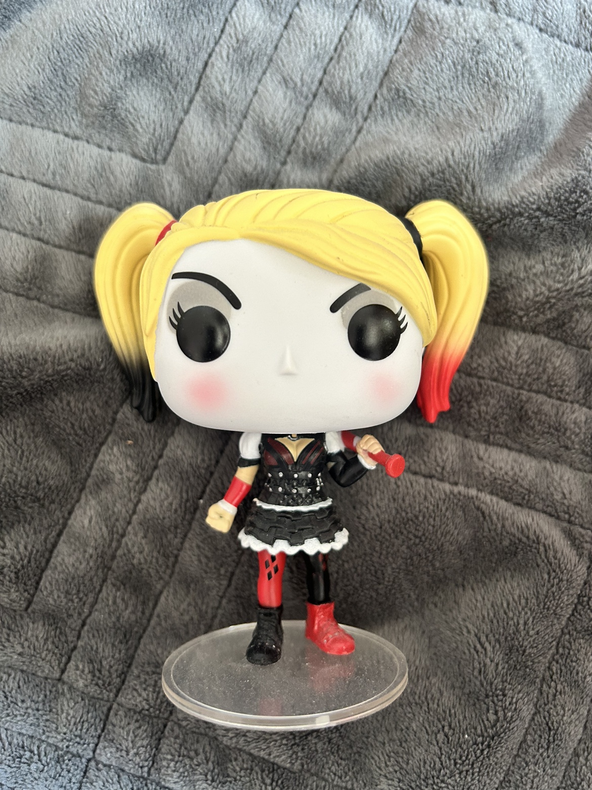 Funko Pops (Izuku Midoriya, Harley Quinn) image indicator(3)