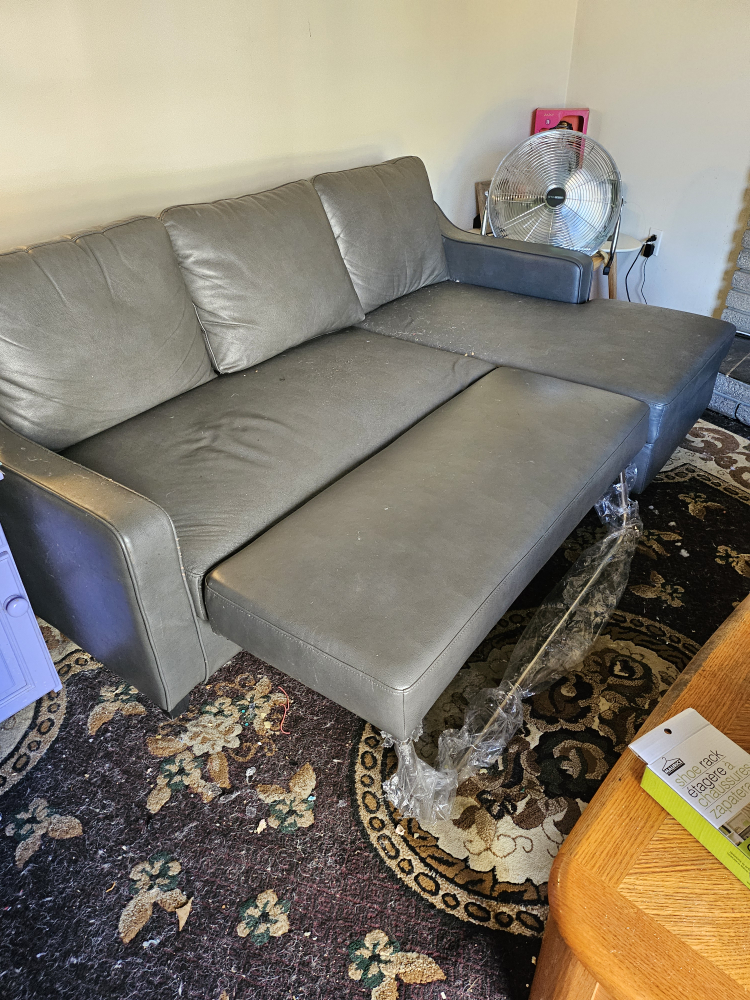 Bed so Sofa