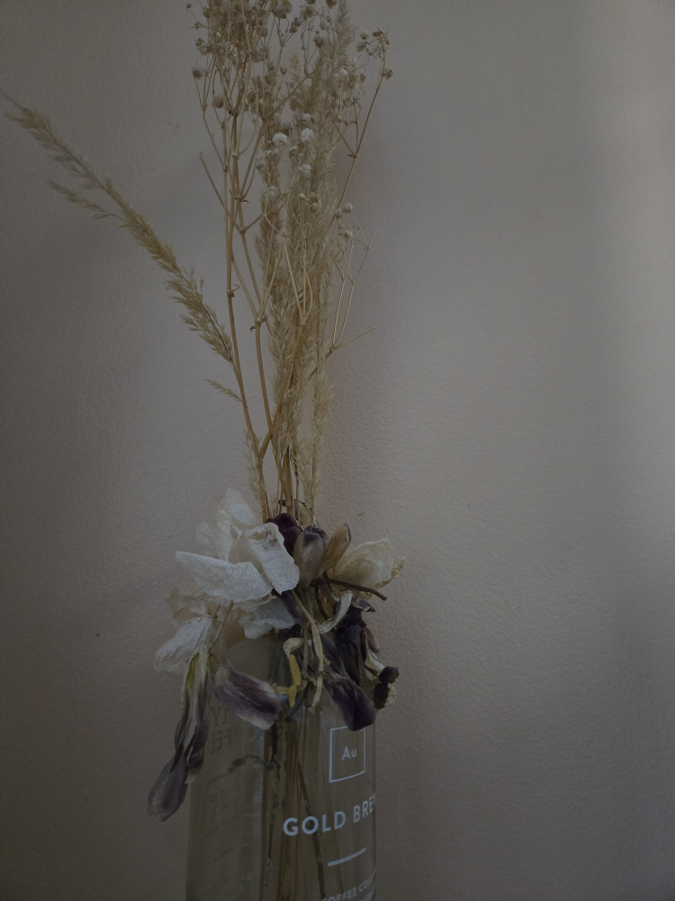 Dry Flower Arrangement #Freecycle thumbnail