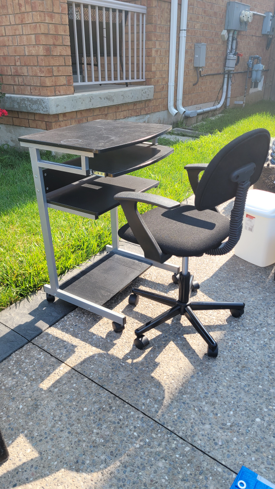 Small computer Desk with chair