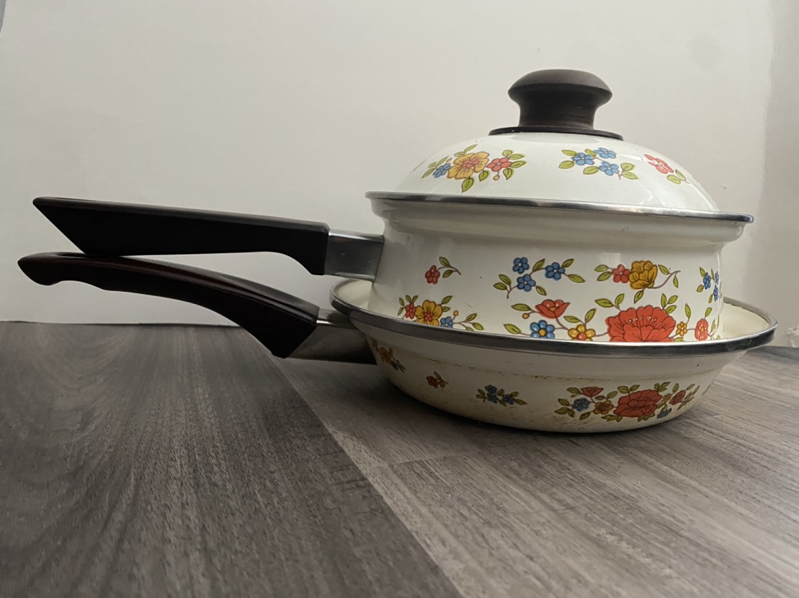 Free vintage cookware