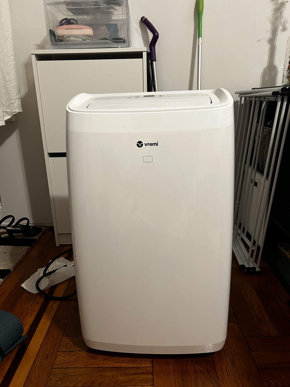 Portable air conditioner