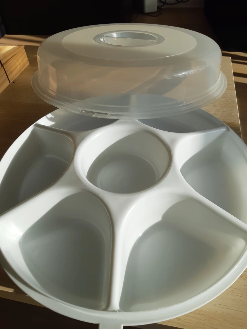 Round Divided serving Tray - photo 2