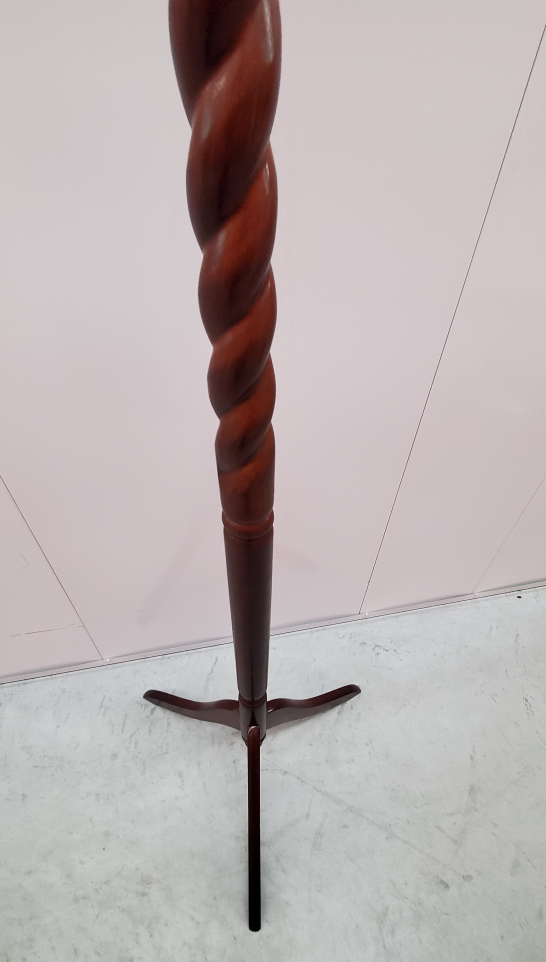 Oak Coat Rack - photo 3