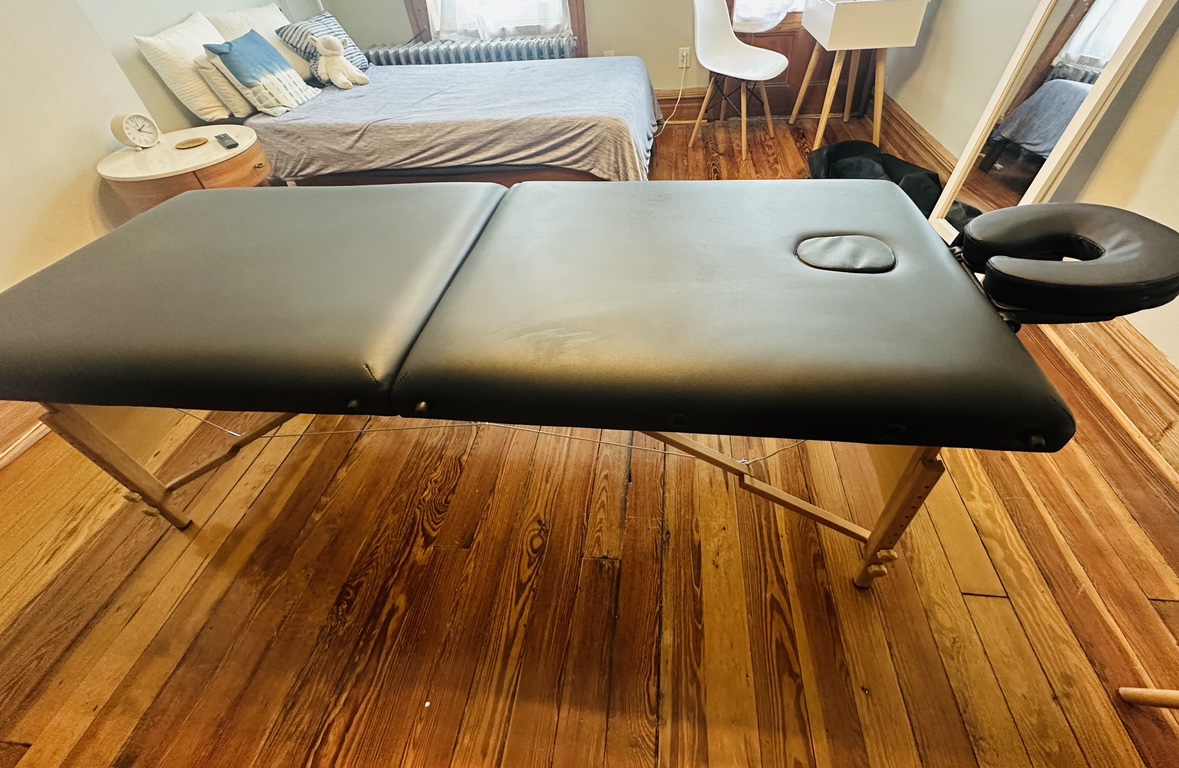 Massage table