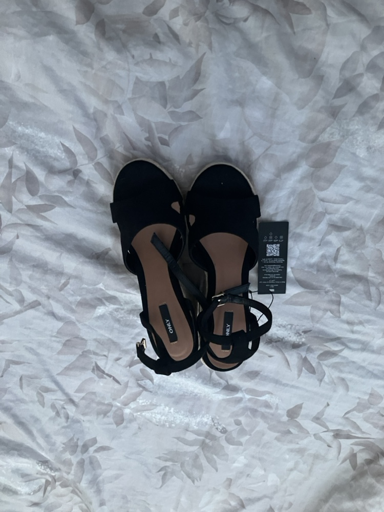 Only brand shoes Hudson Bay