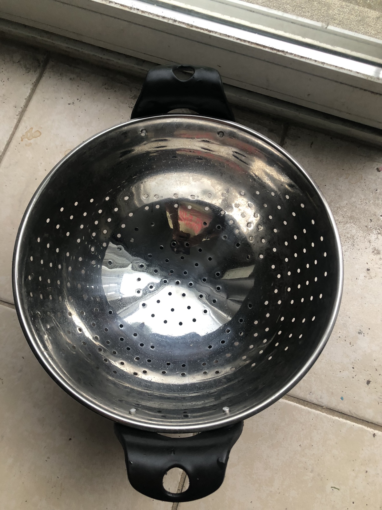 Steel colander