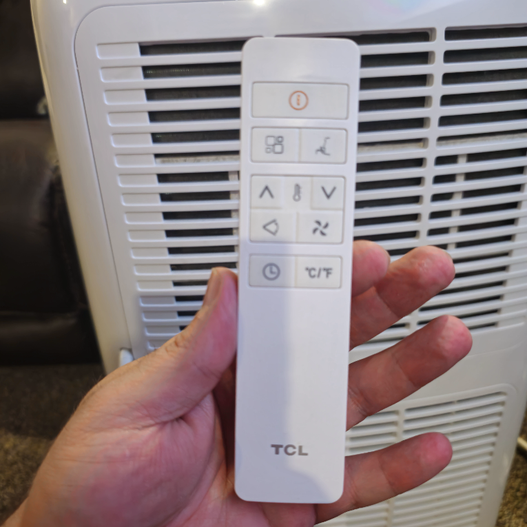 Portable AC 12000 BTU used once - photo 3