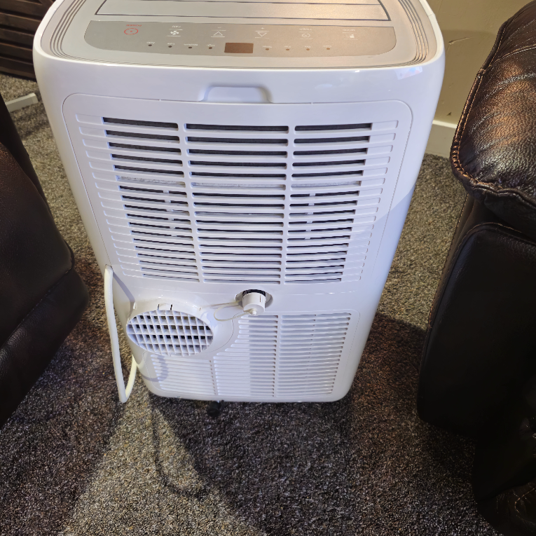 Portable AC 12000 BTU used once - photo 5