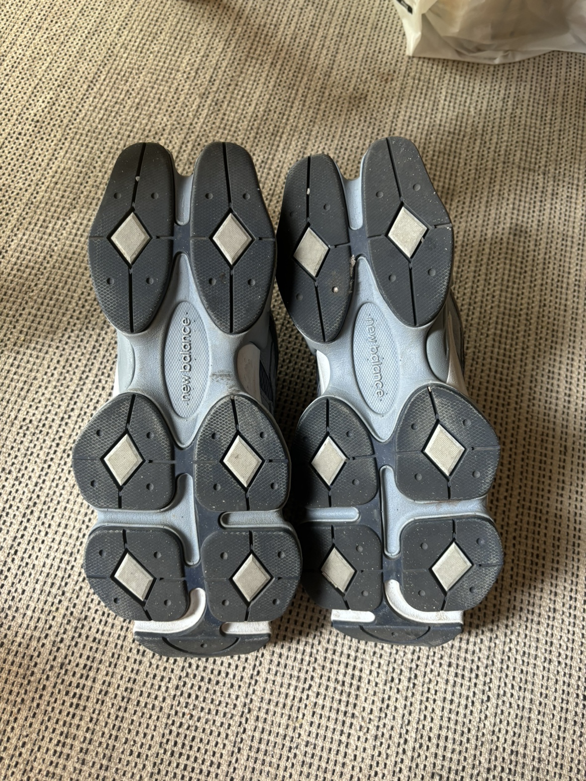 New Balance 9060 The Moon Daze image indicator(3)