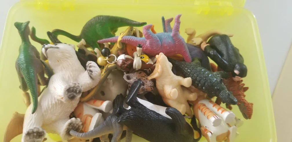 Animal figures thumbnail