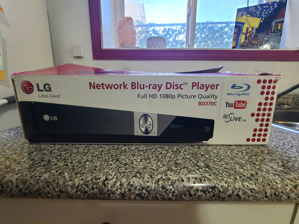 LG Network Blue-ray DVD Disc Player BD370C - photo 2