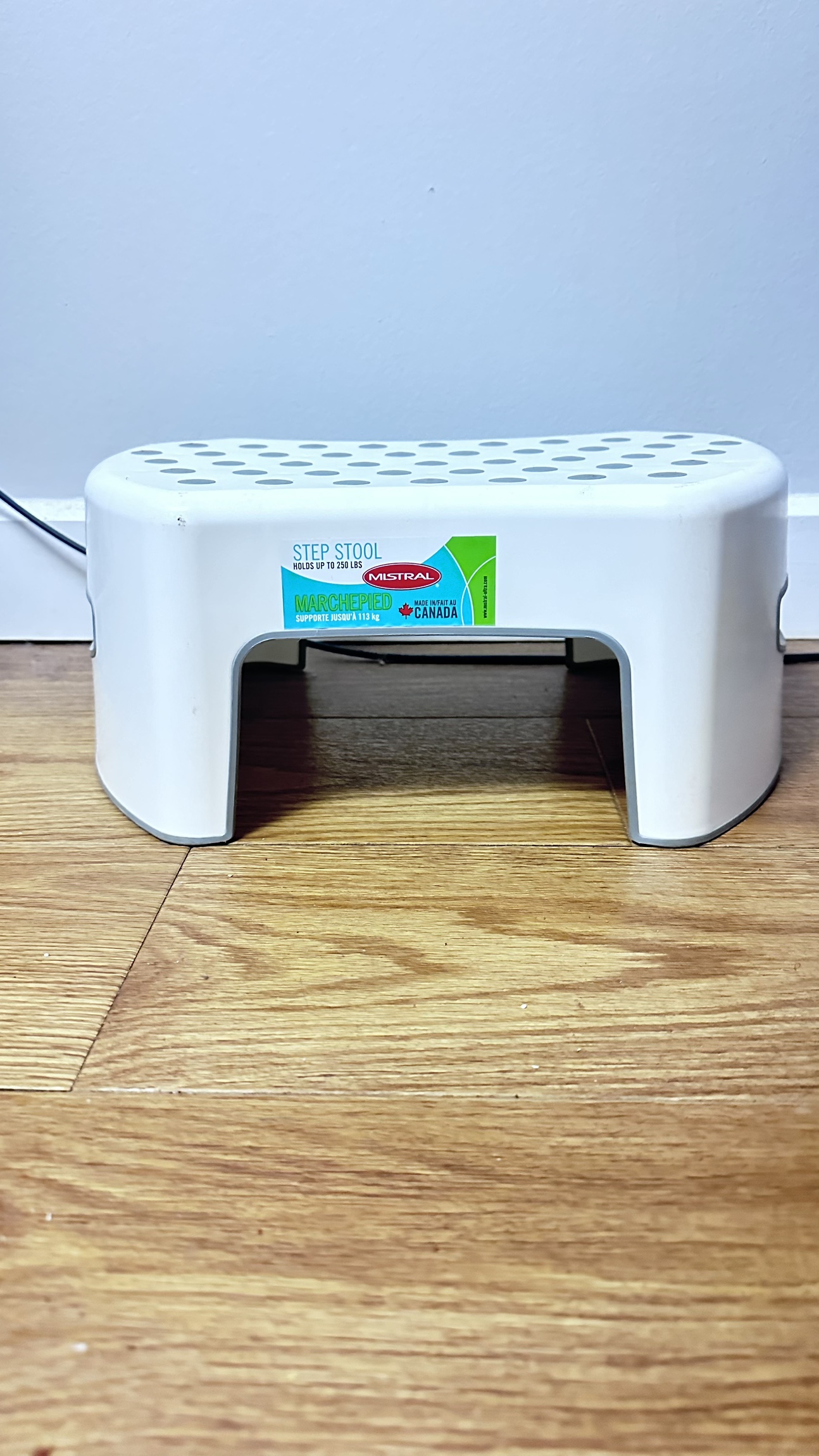 Step stool thumbnail