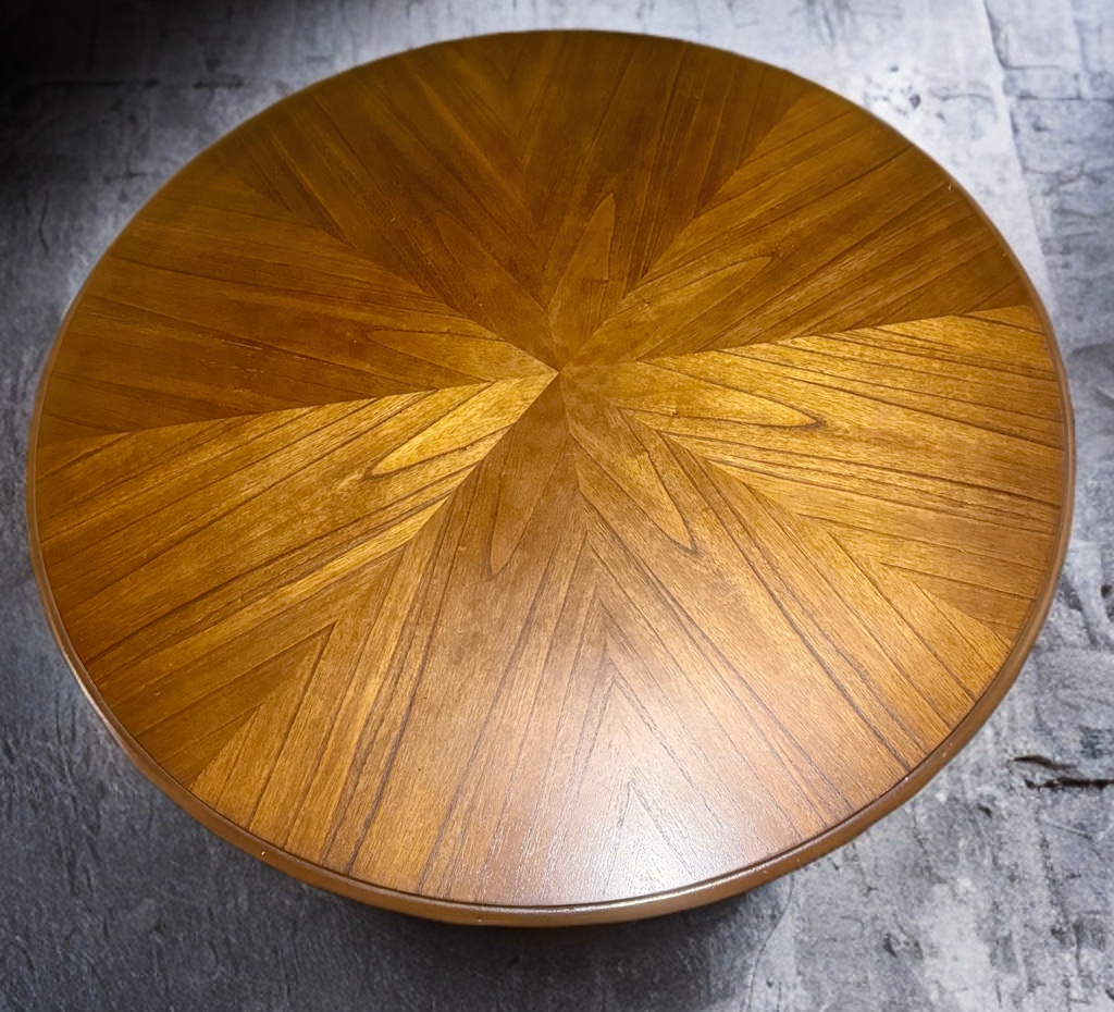 Kitchen Table - photo 2