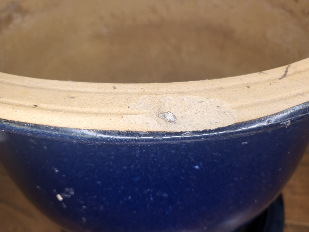 Large ceramic planter image indicator(4)