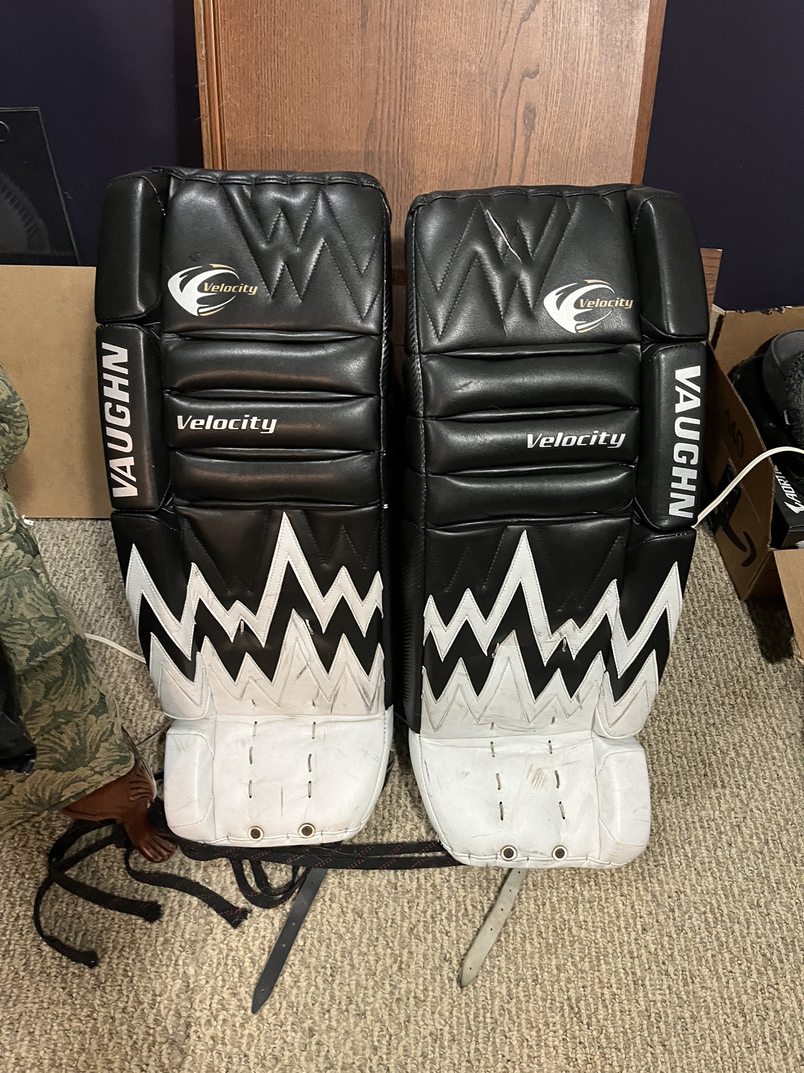Goalie pads - photo 2