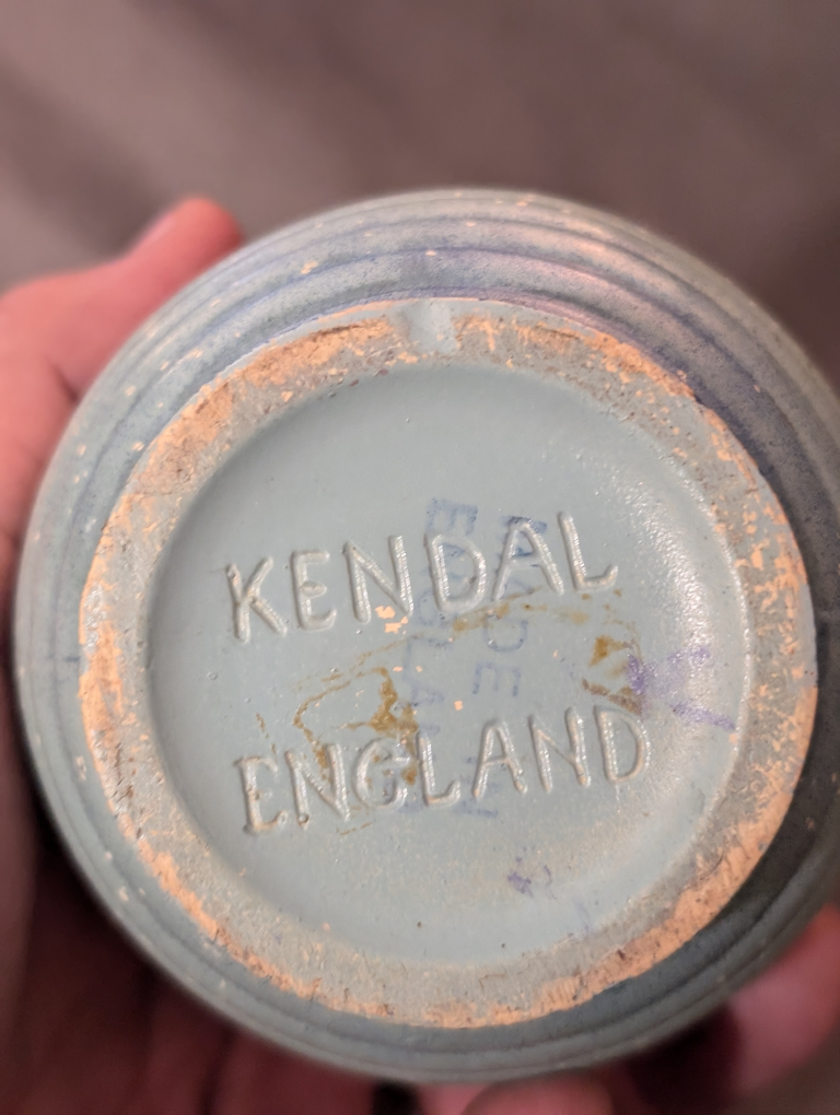 VINTAGE Kendal England Vase Very Old ⚽ image indicator(9)
