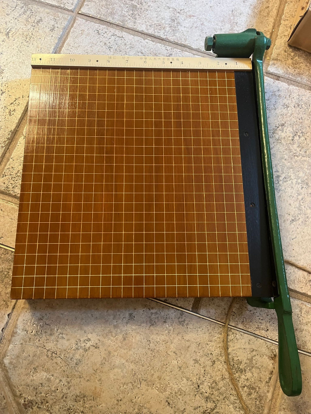 Paper Trimmer thumbnail