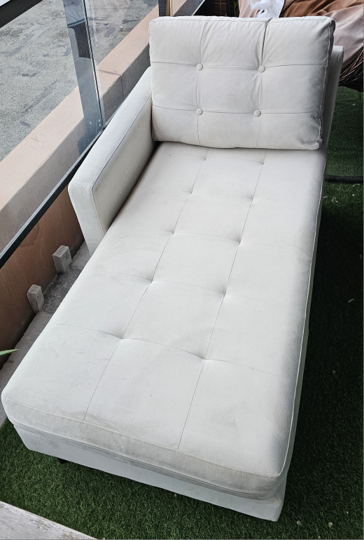 Sectional chaise