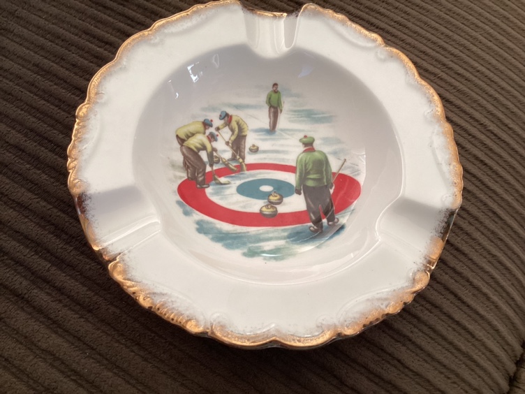 Royal Albert Curling Ashtray
