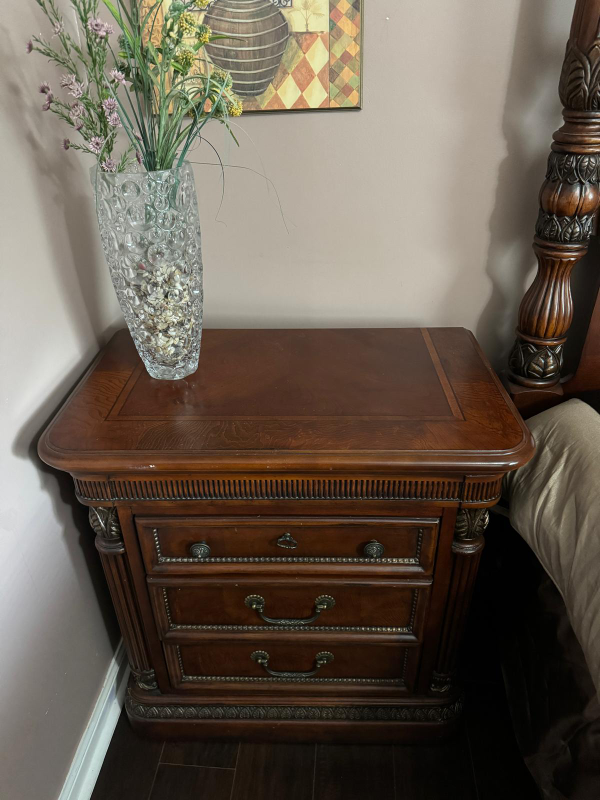 bedroom set - photo 2