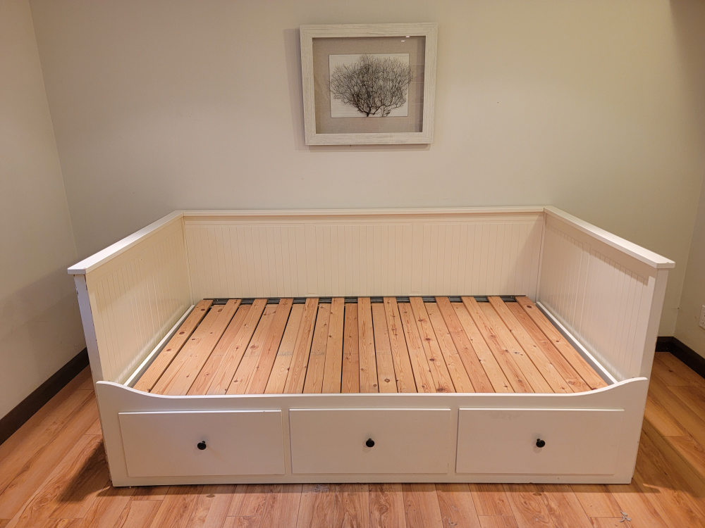 HEMNES IKEA trundle bed frame - photo 3